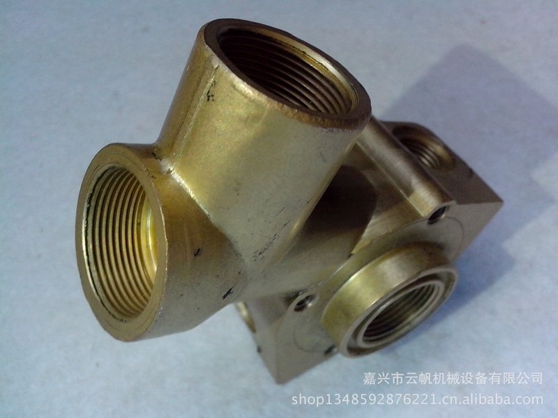 沣东百货店如何在竞争中脱颖而出？